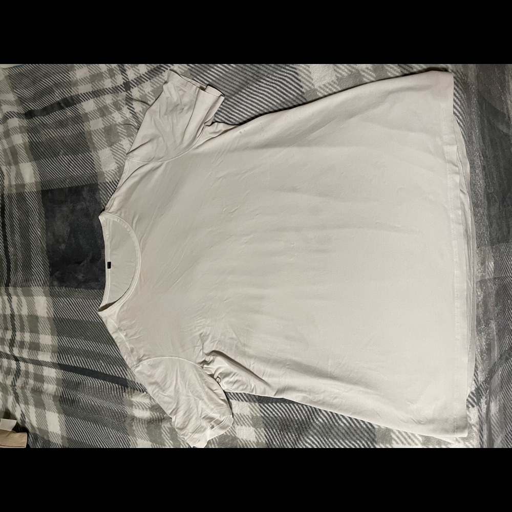 Lulu lemon white tee size L